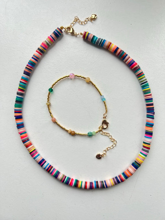 Anne Kirstine Necklace and bracelet set